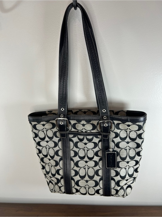 【未使用級✨】 COACH Signature Tote Bag ハンプトンズ Coach | Bags | Vintage Coach Hamptons Signature Tote Bag In Black